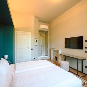 Camera economy con letto king size